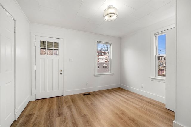 310 Washington St, Haverhill, MA 01832