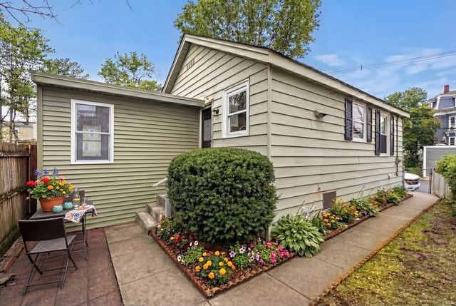 310 Washington St, Haverhill, MA 01832