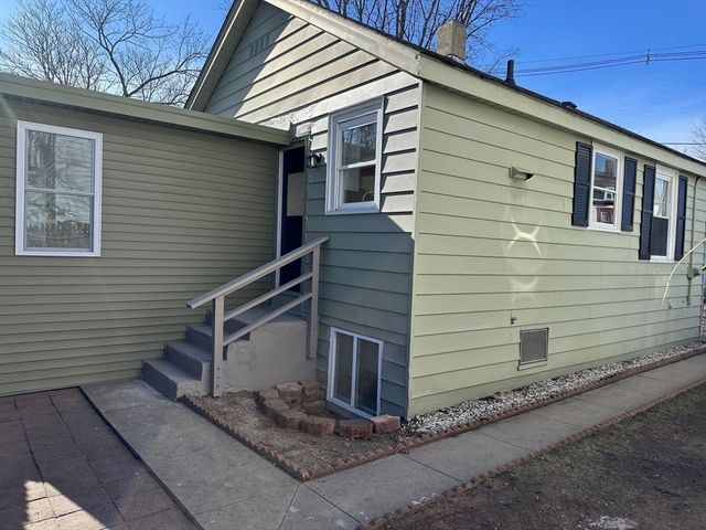 310 Washington St, Haverhill, MA 01832