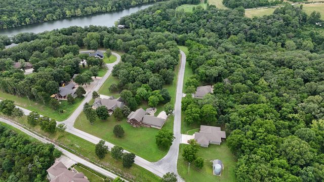 21791 Mill Creek Drive, Shell Knob, MO 65747