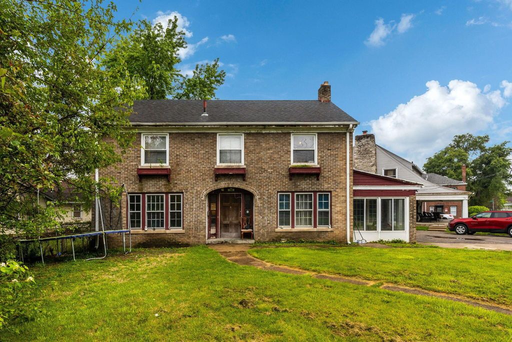 700 N Nelson Road, Columbus, OH 43219