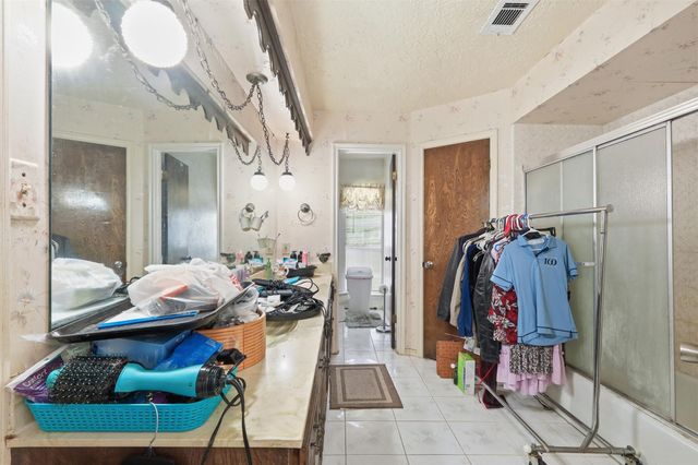 16422 Brambling Drive, Houston, TX 77059