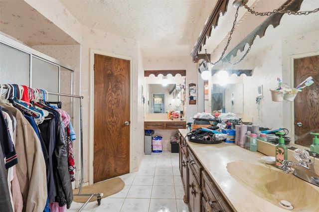 16422 Brambling Drive, Houston, TX 77059