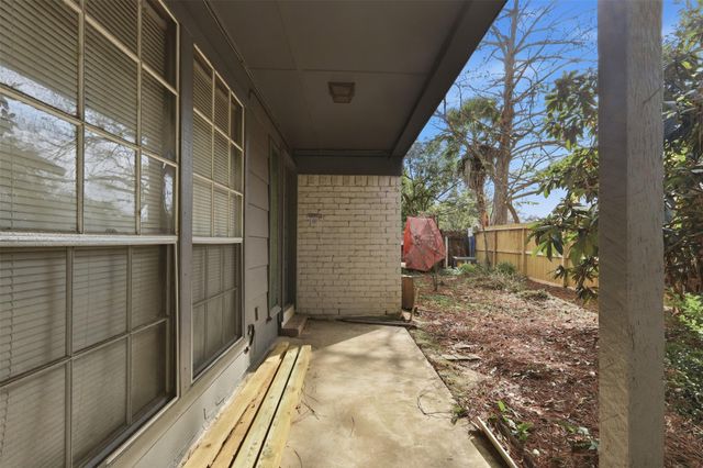 16422 Brambling Drive, Houston, TX 77059