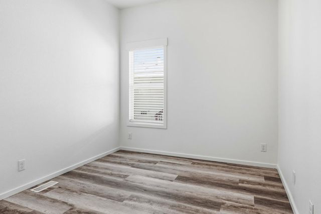 500 W 10th Street 140, Gilroy, CA 95020