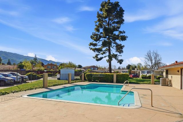 500 W 10th Street 140, Gilroy, CA 95020
