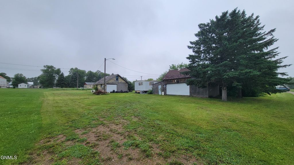 160 Austin Street, Regan, ND 58477 photo 10