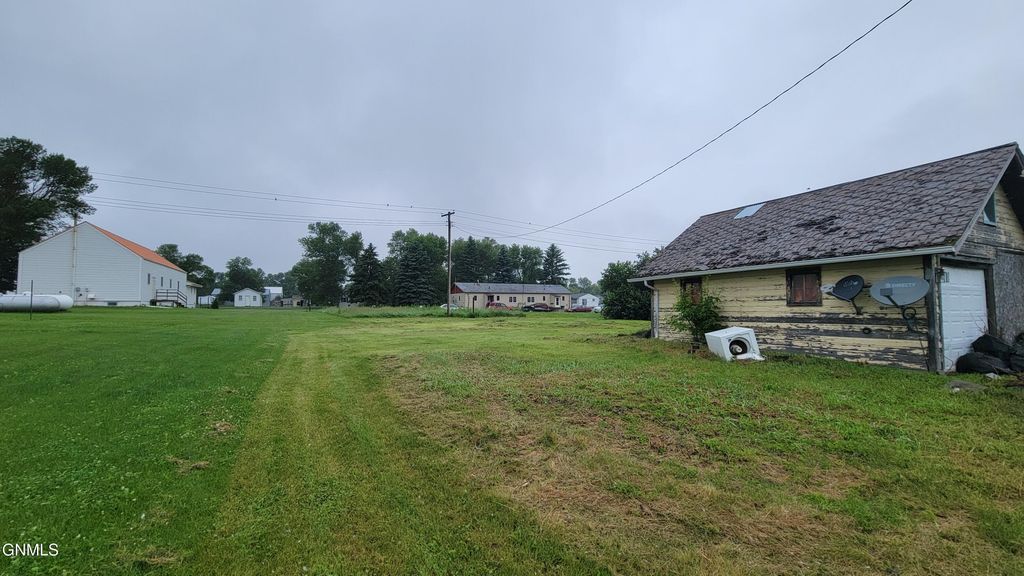 160 Austin Street, Regan, ND 58477 photo 14