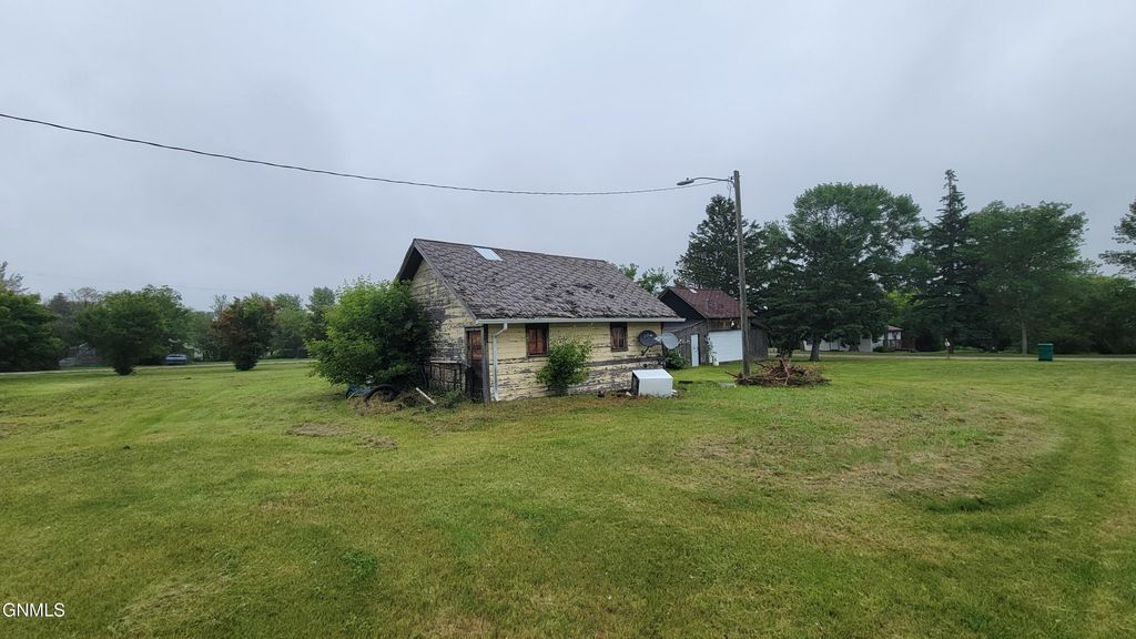 160 Austin Street, Regan, ND 58477 photo 19