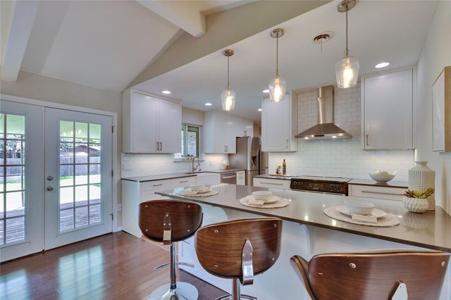 2905 Greenlawn PKWY, Austin, TX 78757