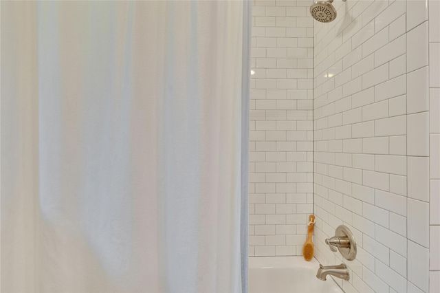 2905 Greenlawn PKWY, Austin, TX 78757