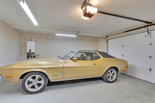 2905 Greenlawn PKWY, Austin, TX 78757