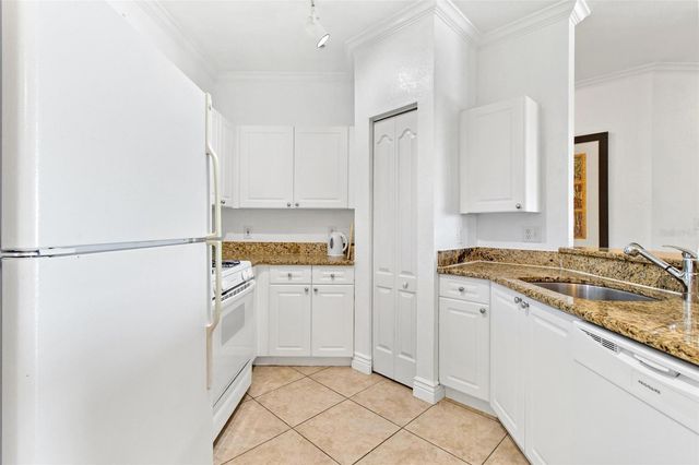 2739 VIA CAPRI 1039, Clearwater, FL 33764