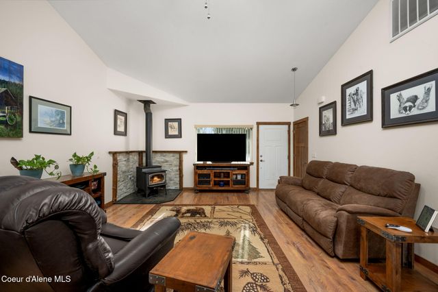 31083 N Spitfire ST, Spirit Lake, ID 83869