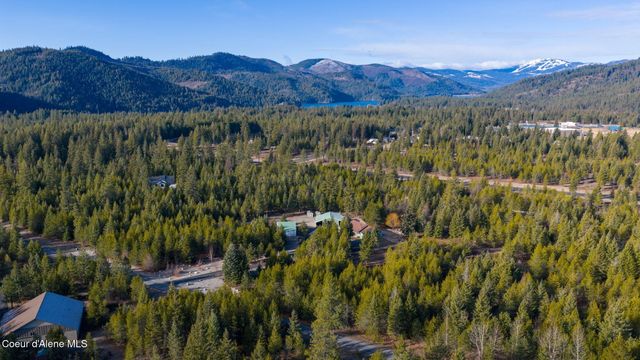 31083 N Spitfire ST, Spirit Lake, ID 83869