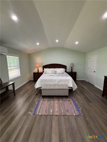 116 Leisure Acres Road, Gatesville, TX 76528