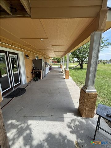 116 Leisure Acres Road, Gatesville, TX 76528