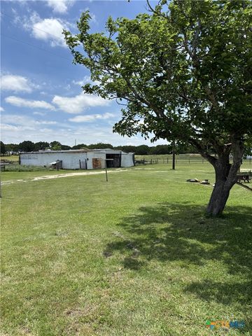 116 Leisure Acres Road, Gatesville, TX 76528