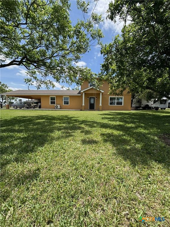 116 Leisure Acres Road, Gatesville, TX 76528