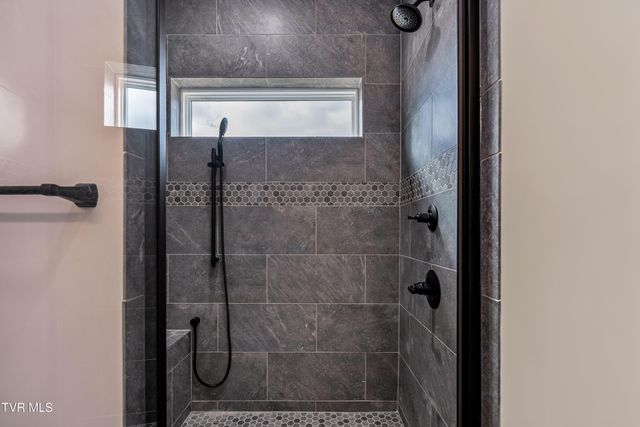 617 Cherry Marie Drive, Jonesborough, TN 37659