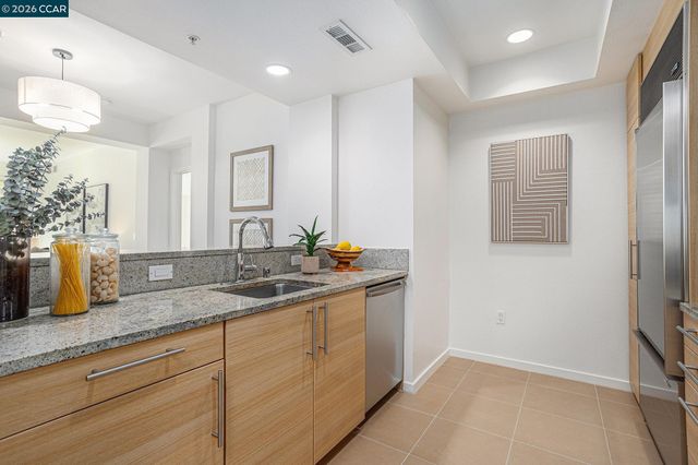 1655 N California Blvd 338, Walnut Creek, CA 94596