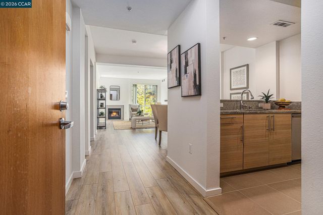 1655 N California Blvd 338, Walnut Creek, CA 94596