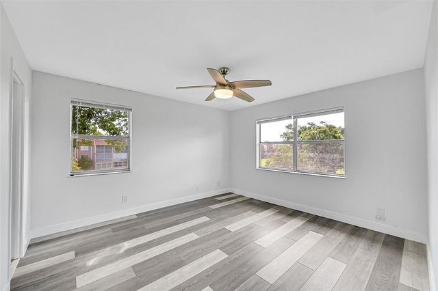 9761 Sunrise Lakes Boulevard 301, Sunrise, FL 33322
