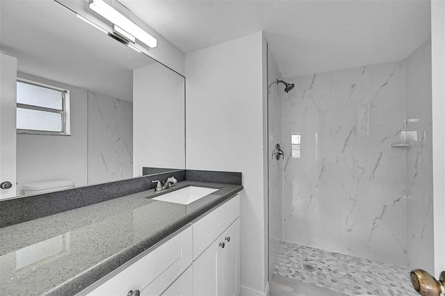 9761 Sunrise Lakes Boulevard 301, Sunrise, FL 33322