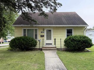 801 W GLENDALE AVENUE, Appleton, WI 54914