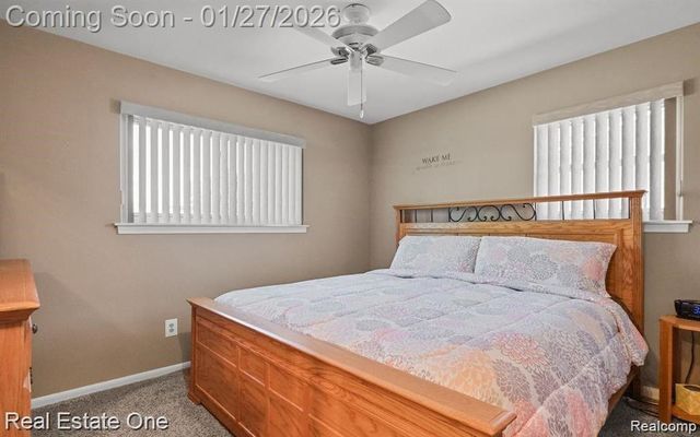 6900 Crestwood Street, Dearborn Heights, MI 48127