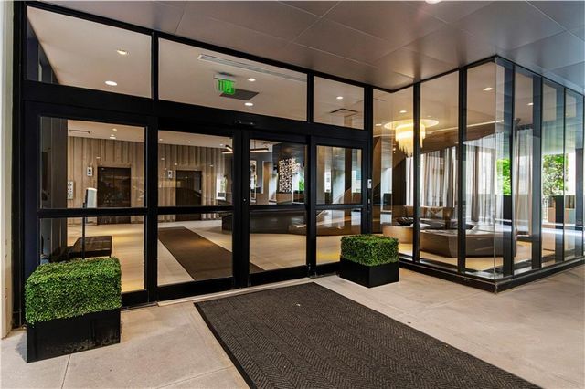 145 15th Street NE 1402, Atlanta, GA 30309