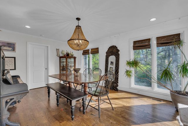 1265 Flatt Cir, Cookeville, TN 38501
