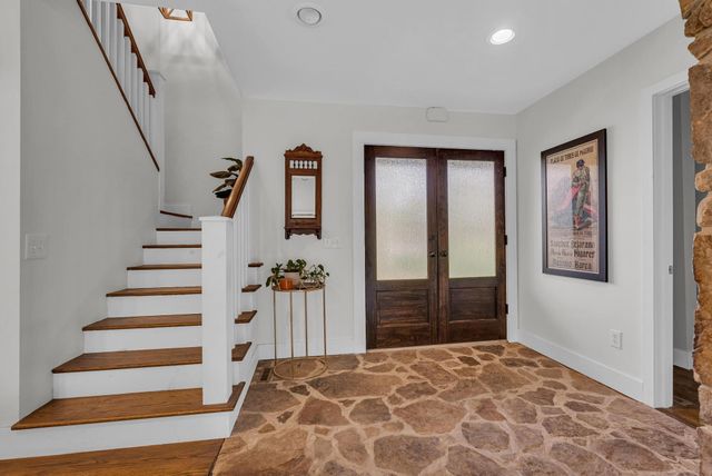 1265 Flatt Cir, Cookeville, TN 38501