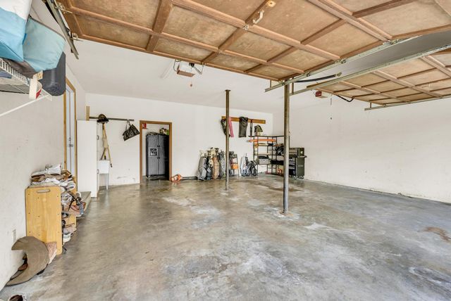 1265 Flatt Cir, Cookeville, TN 38501