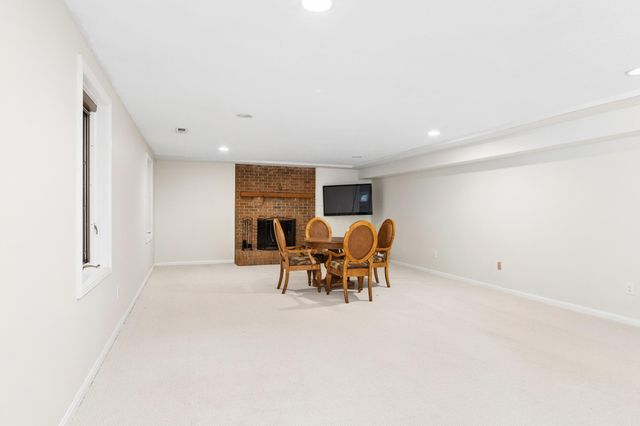 700 Notchbrook Drive, Delaware, OH 43015