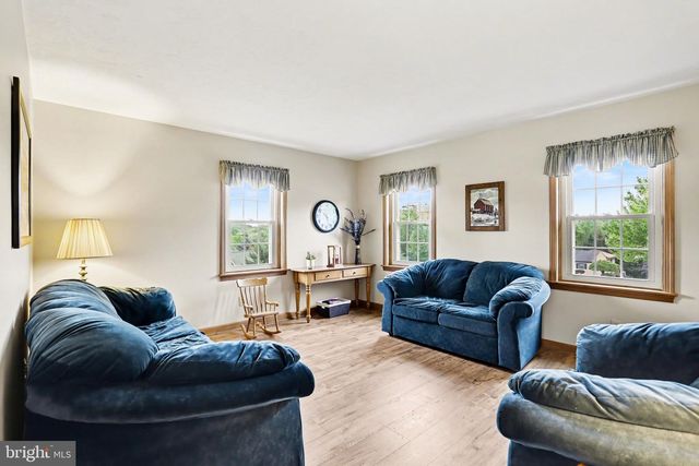 215 VILLA VISTA AVE, Hanover, PA 17331