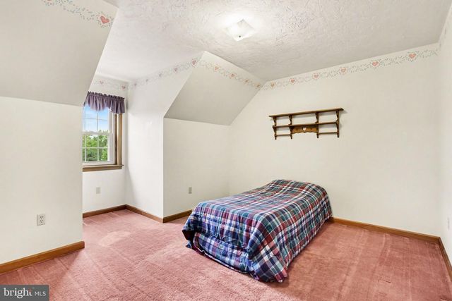 215 VILLA VISTA AVE, Hanover, PA 17331