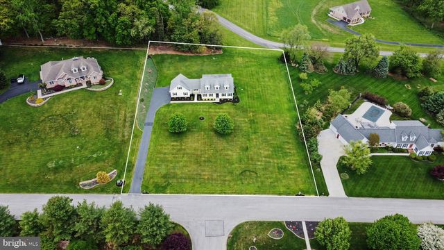 215 VILLA VISTA AVE, Hanover, PA 17331