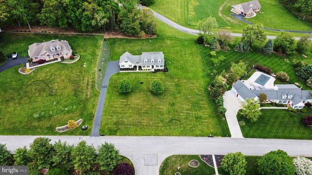 215 VILLA VISTA AVE, Hanover, PA 17331