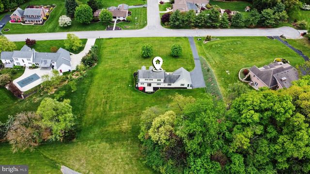 215 VILLA VISTA AVE, Hanover, PA 17331