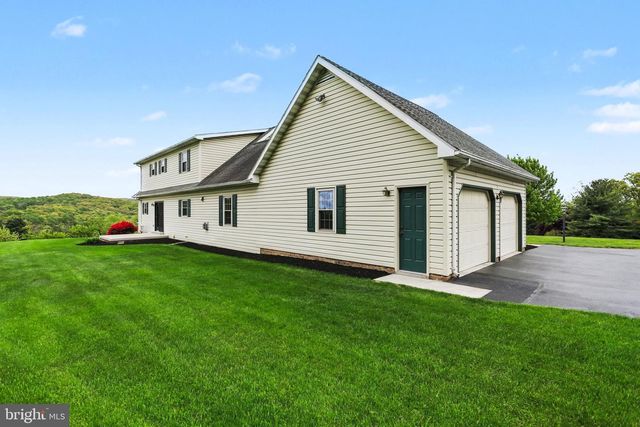 215 VILLA VISTA AVE, Hanover, PA 17331
