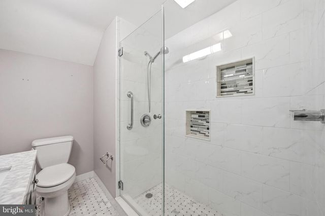 26 MAPLEWOOD AVE, Carneys Point, NJ 08069