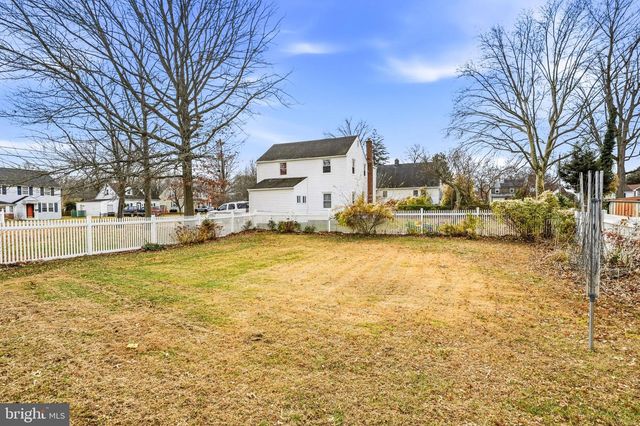 26 MAPLEWOOD AVE, Carneys Point, NJ 08069