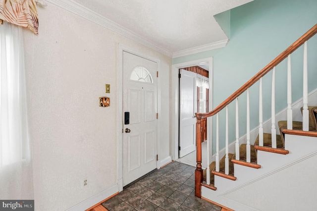 26 MAPLEWOOD AVE, Carneys Point, NJ 08069