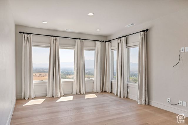 2835 NAOMI CIR, North Logan, UT 84341