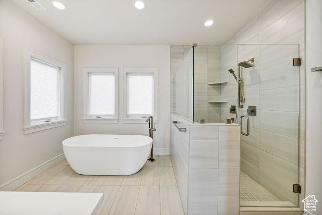 2835 NAOMI CIR, North Logan, UT 84341