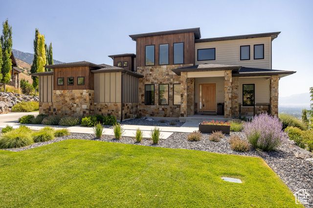 2835 NAOMI CIR, North Logan, UT 84341