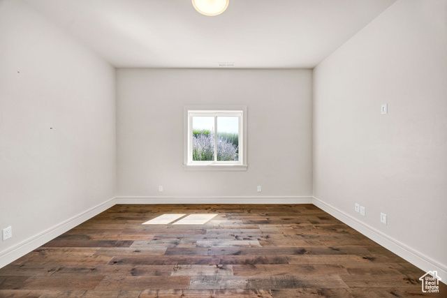 2835 NAOMI CIR, North Logan, UT 84341