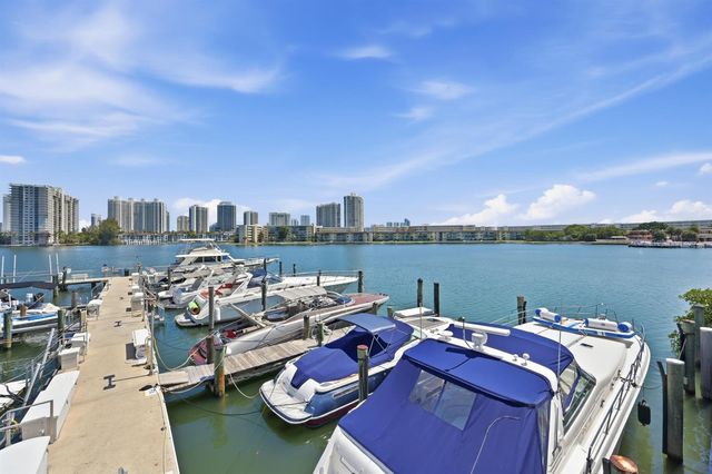 18011 Biscayne Boulevard 1502, Aventura, FL 33160