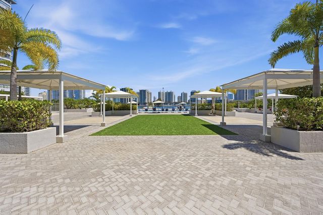 18011 Biscayne Boulevard 1502, Aventura, FL 33160